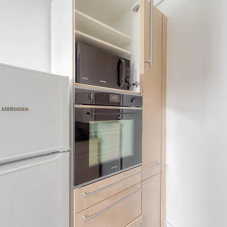 Eiffel Tower 10 Minutes 1br Renovated Appartement