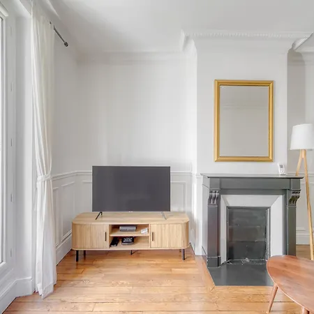 Eiffel Tower 10 Minutes 1br Renovated *